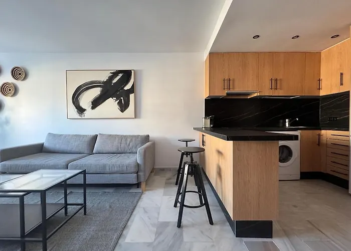 New In The Heart Of Puerto Banus Apartament