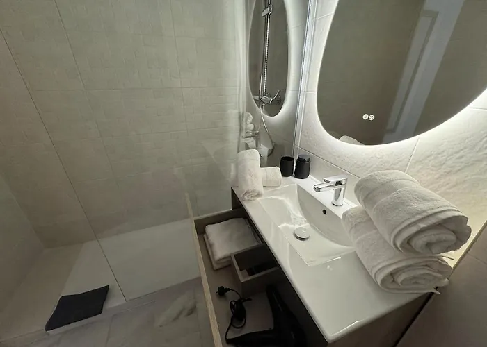 New In The Heart Of Puerto Banus Apartament Marbella